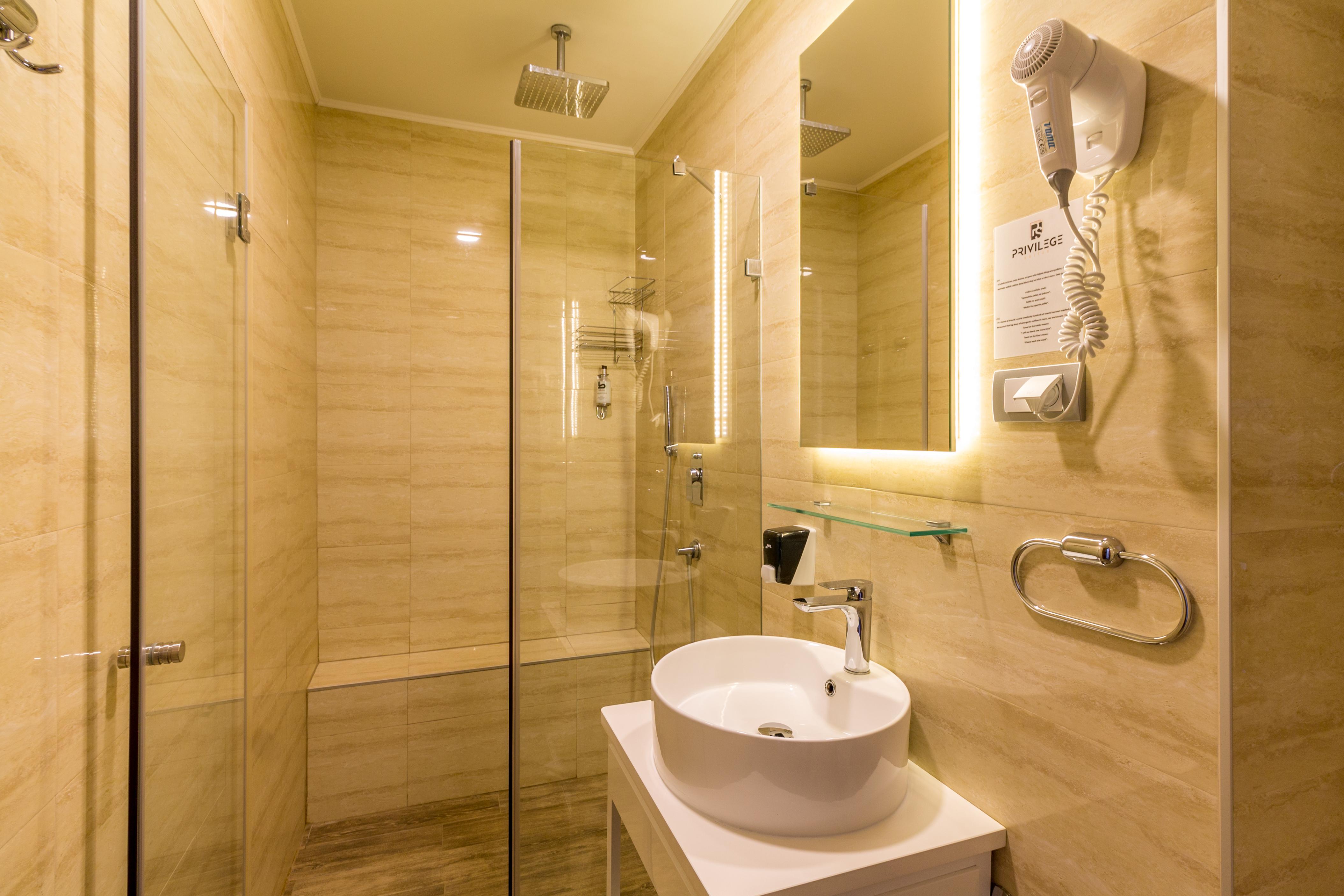 Privilege Suites By Central Park Belgrade Luaran gambar