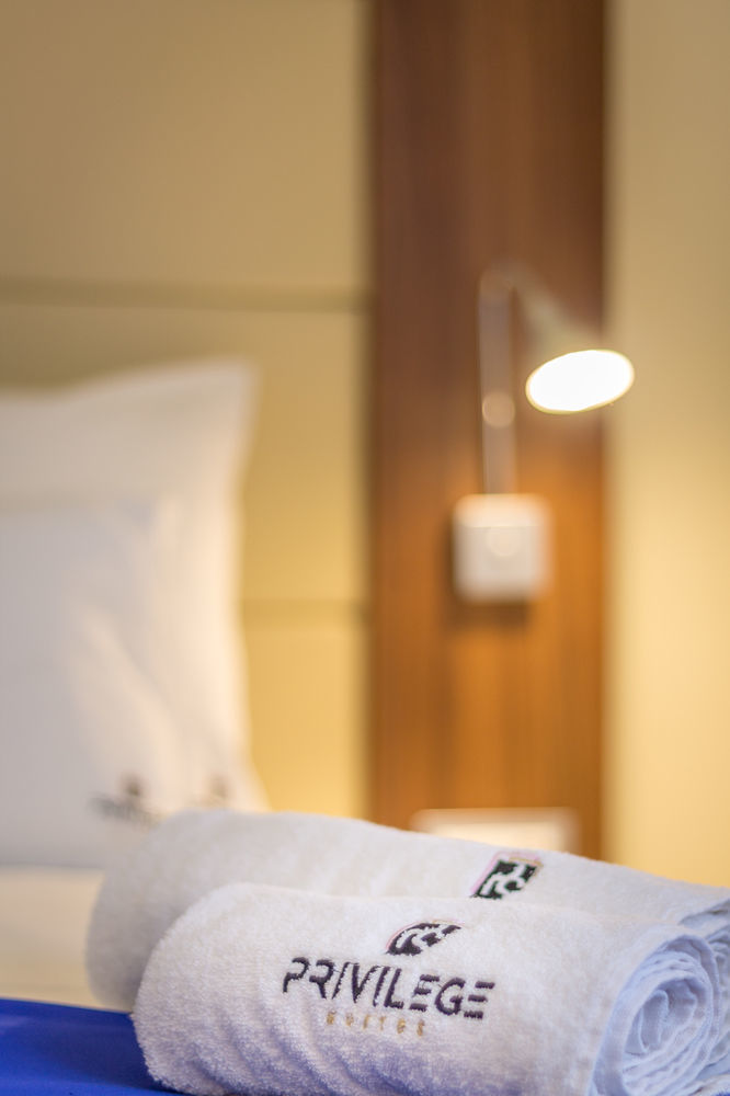 Privilege Suites By Central Park Belgrade Luaran gambar